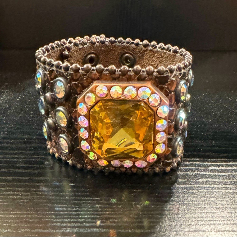 Genuine leather stone cuff bracelet